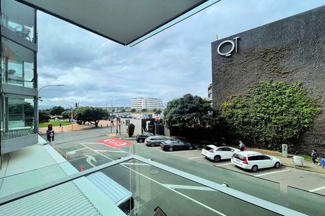 Photo of property in Piermont Apartments, 1h/82 Cable Street, Te Aro, Wellington, 6011