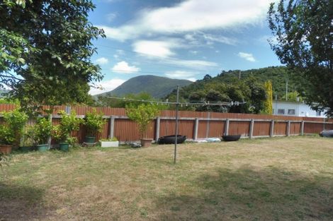 Photo of property in 91a Waikawa Road, Picton, 7220