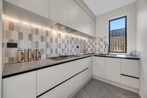 Photo of property in 8 Koheru Place, Long Bay, Auckland, 0630