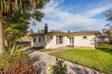 Photo of property in 36 Ongo Road, Hunterville, 4730