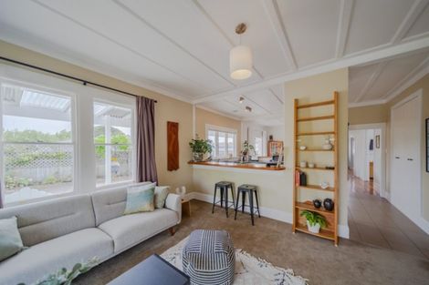 Photo of property in 74 Shrimpton Road, Haumoana, 4102