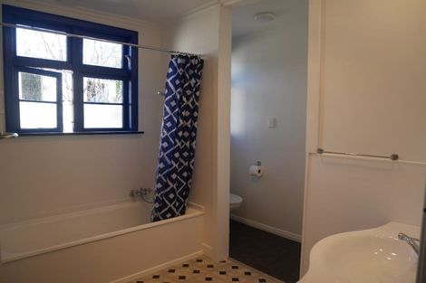 Photo of property in 1 Trig Hill Terrace, Waikanae Beach, Waikanae, 5036