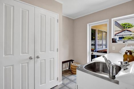 Photo of property in 362 Mangorei Road, Merrilands, New Plymouth, 4312