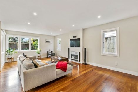 Photo of property in 73 Albert Road, Devonport, Auckland, 0624