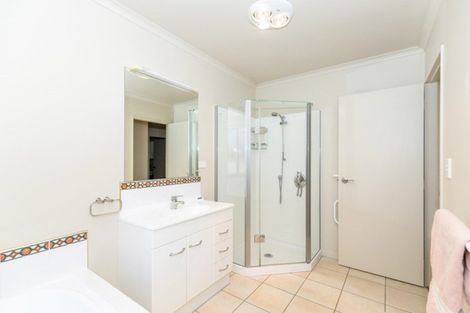 Photo of property in 35 Willow Brook Lane, Te Kowhai, Hamilton, 3288