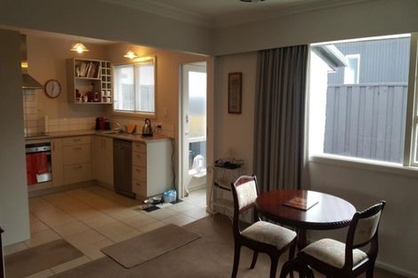 Photo of property in 2/7 Wroxton Terrace, Merivale, Christchurch, 8014