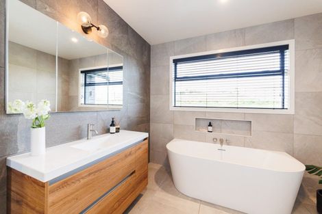 Photo of property in 10 Beechwood Road, Feilding, 4779