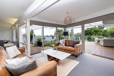 Photo of property in 13 Awarua Crescent, Havelock North, 4130