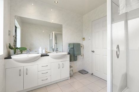 Photo of property in 46 Aberley Road, Schnapper Rock, Auckland, 0632