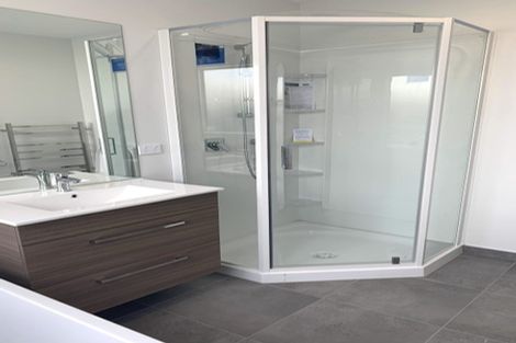 Photo of property in 35 Karearea Avenue, Kenepuru, Porirua, 5022