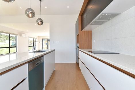 Photo of property in 58 Ascension Crescent, Orewa, 0931