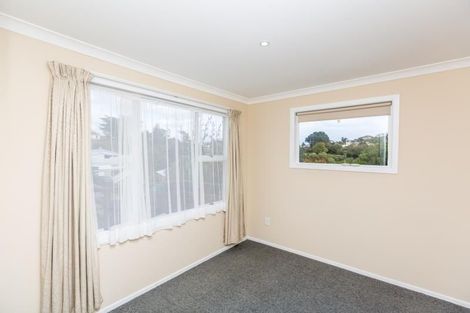 Photo of property in 10 Parris Street, Moturoa, New Plymouth, 4310