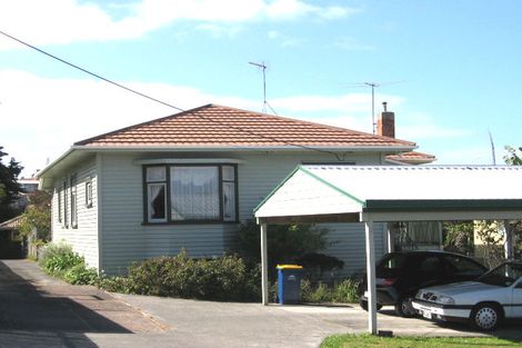 Photo of property in 24/2 Waratah Street, Birkenhead, Auckland, 0626