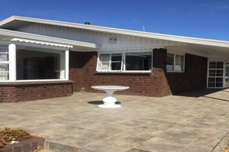 Photo of property in 122 Pembroke Street, Hamilton Lake, Hamilton, 3204