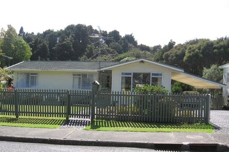Photo of property in 8 Berne Place, Birkenhead, Auckland, 0626