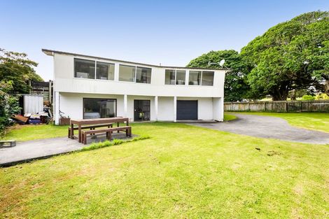 Photo of property in 5 Bronte Place, Whalers Gate, New Plymouth, 4310