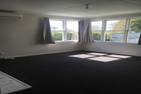 Photo of property in 24 Sare Crescent, Fairfield, Hamilton, 3214