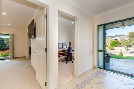 Photo of property in 2 Millennium Hill, Paraparaumu, 5032