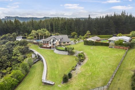 Photo of property in 54 Pinetone Road, Kumeu, 0892