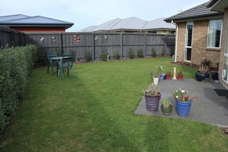 Photo of property in 86 Shillingford Boulevard, Rolleston, 7615