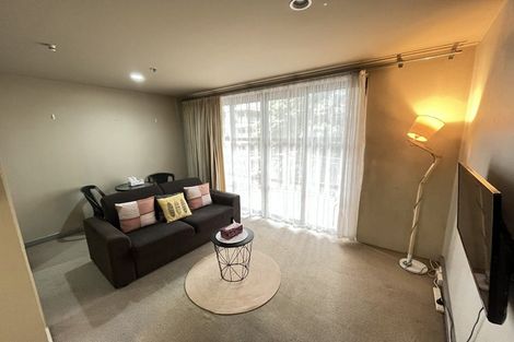 Photo of property in Atrium Apartments, 2c/154 The Terrace, Wellington Central, Wellington, 6011