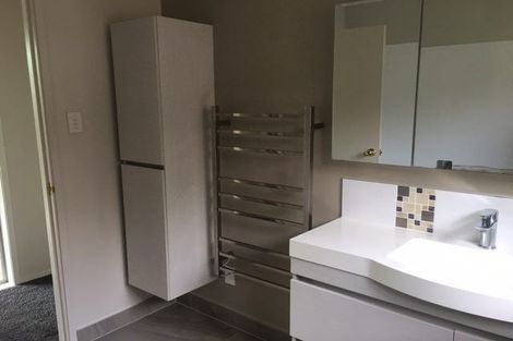 Photo of property in 1/85 Sunnybrae Road, Hillcrest, Auckland, 0627