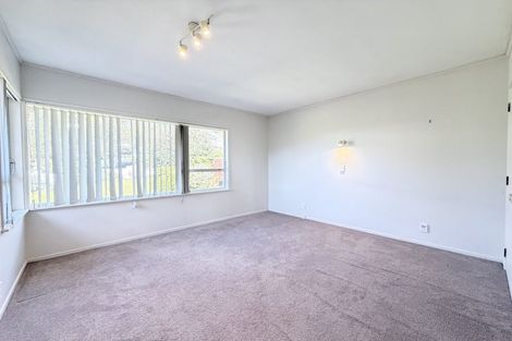 Photo of property in 122 Hugh Green Drive, Pinehill, Auckland, 0632