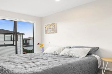 Photo of property in 35 Treloar Crescent, Hobsonville, Auckland, 0616