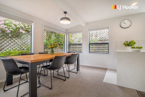 Photo of property in 72 Hocken Street, Kenmure, Dunedin, 9011