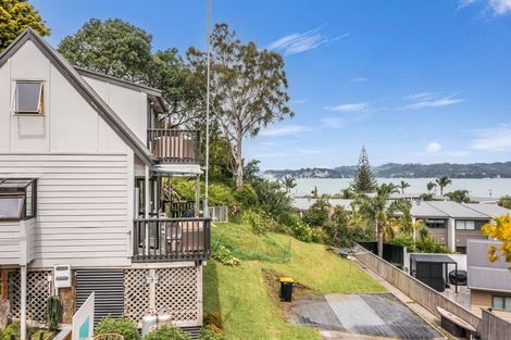 Photo of property in 15a Centennial Drive, Whitianga, 3510