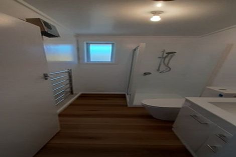 Photo of property in 2/38 North Avon Road, Richmond, Christchurch, 8013