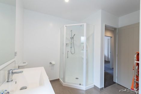 Photo of property in 63 Mount Marua Way, Timberlea, Upper Hutt, 5018