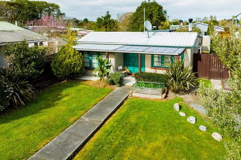 Photo of property in 3 Ourbridge Street, Kainga, Christchurch, 8083