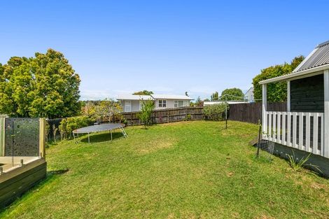 Photo of property in 25 Japonica Drive, Beach Haven, Auckland, 0626