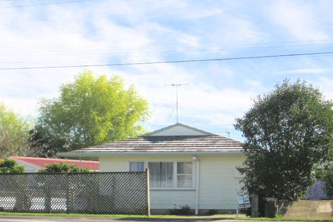 Photo of property in 111 Ngatai Road, Otumoetai, Tauranga, 3110