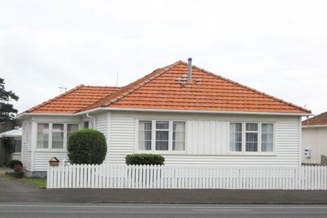 Photo of property in 206 Coronation Avenue, Welbourn, New Plymouth, 4310