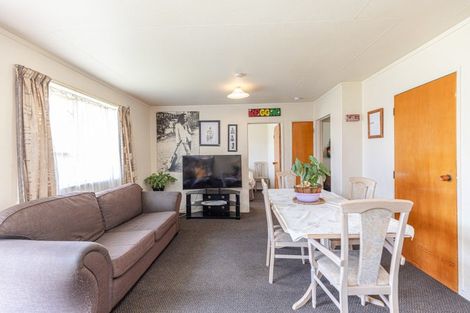 Photo of property in 8 Queen Street, Aramoho, Whanganui, 4500