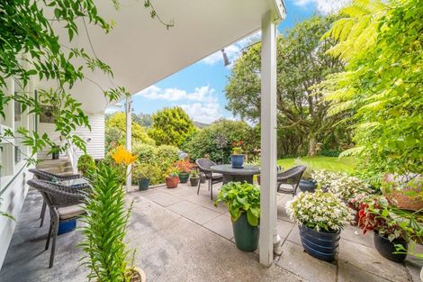 Photo of property in 39 Blue Mountains Road, Silverstream, Upper Hutt, 5019