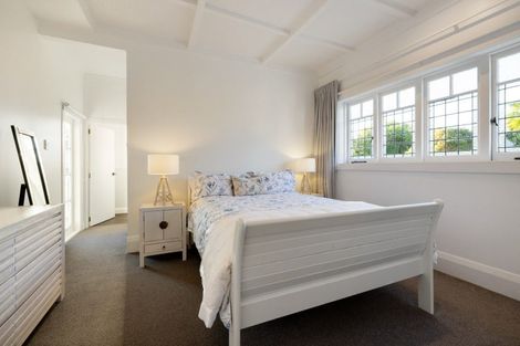 Photo of property in 23 Williams Street, Cambridge, 3434