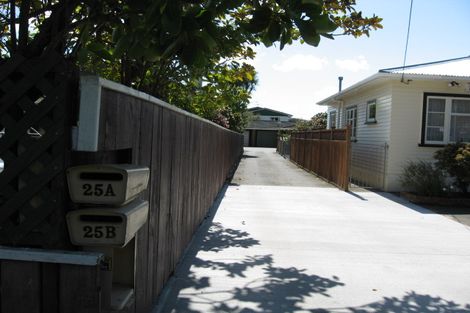 Photo of property in 25b Saint Ronans Avenue, Waterloo, Lower Hutt, 5011