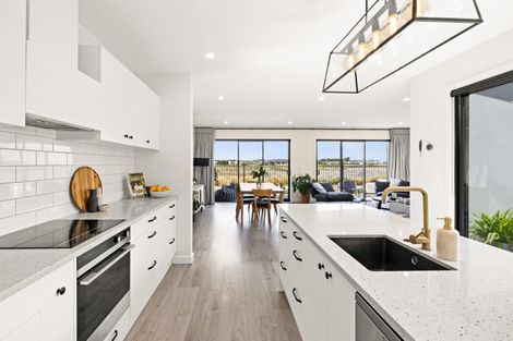 Photo of property in 11 Hurunui Drive, Te Awa, Napier, 4110