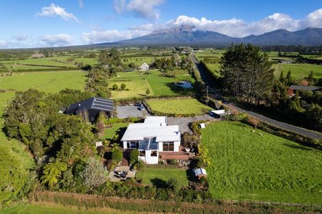 Photo of property in 1895 Egmont Road, Kaimiro, Inglewood, 4386
