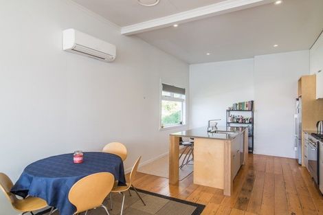 Photo of property in 66 Maida Vale Road, Roseneath, Wellington, 6011