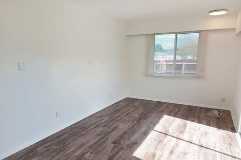 Photo of property in 5 Fleet Street, Naenae, Lower Hutt, 5011