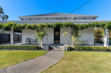 Photo of property in 63 Dublin Street, Martinborough, 5711