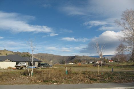 Photo of property in 1 Sunhaven Cove, Cromwell, 9310