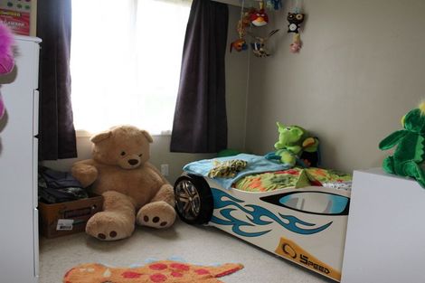 Photo of property in 52 Chaucer Street, Leamington, Cambridge, 3432