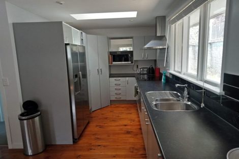 Photo of property in 32 Ravenswood Road, Saint Clair, Dunedin, 9012