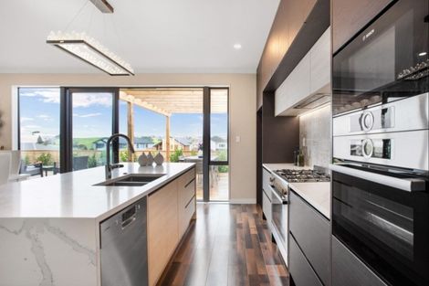 Photo of property in 17 Tawatawa Street, Long Bay, Auckland, 0630