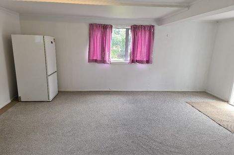 Photo of property in 11 William Souter Street, Forrest Hill, Auckland, 0620